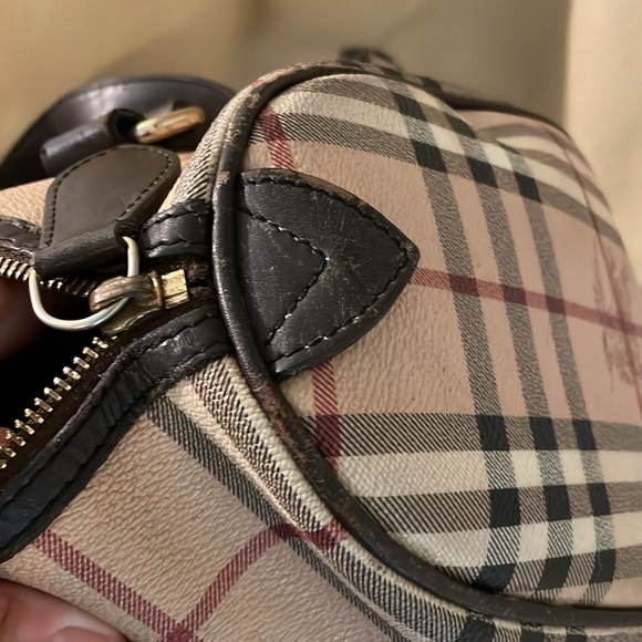 BURBERRY Haymarket Check Small Chester Bag - Picture 11 of 16